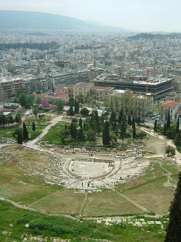 2006 04 06 1110 Atenai Dioniso teatras nuo Akropolio9