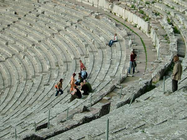 2006 04 09 1652 Epidauras Teatras21